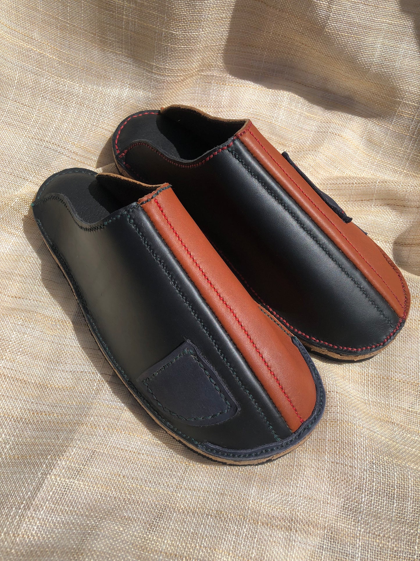 Two-Toned Pocket Sliders